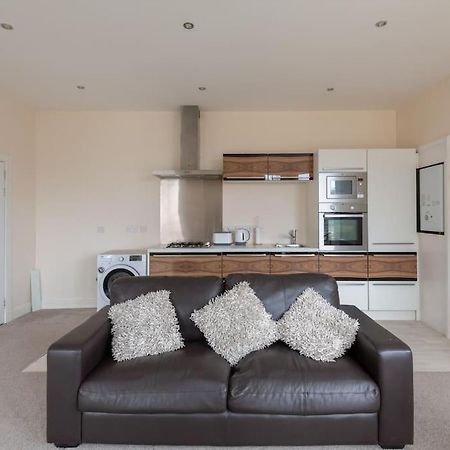 Castlebank House Flats, ディングウォール エクステリア 写真