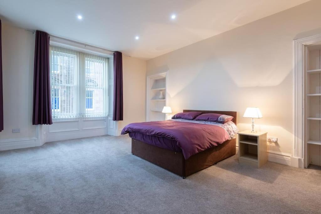 Castlebank House Flats, ディングウォール エクステリア 写真
