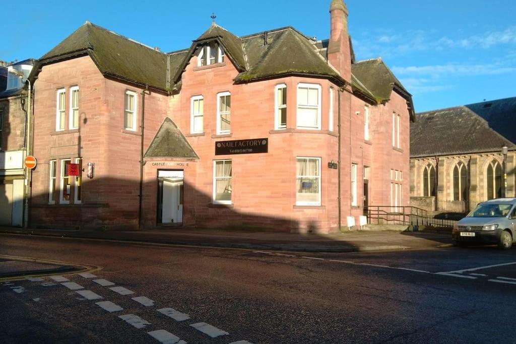 Castlebank House Flats, ディングウォール エクステリア 写真