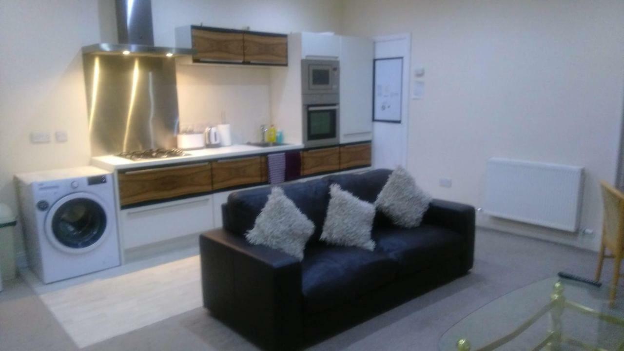 Castlebank House Flats, ディングウォール エクステリア 写真